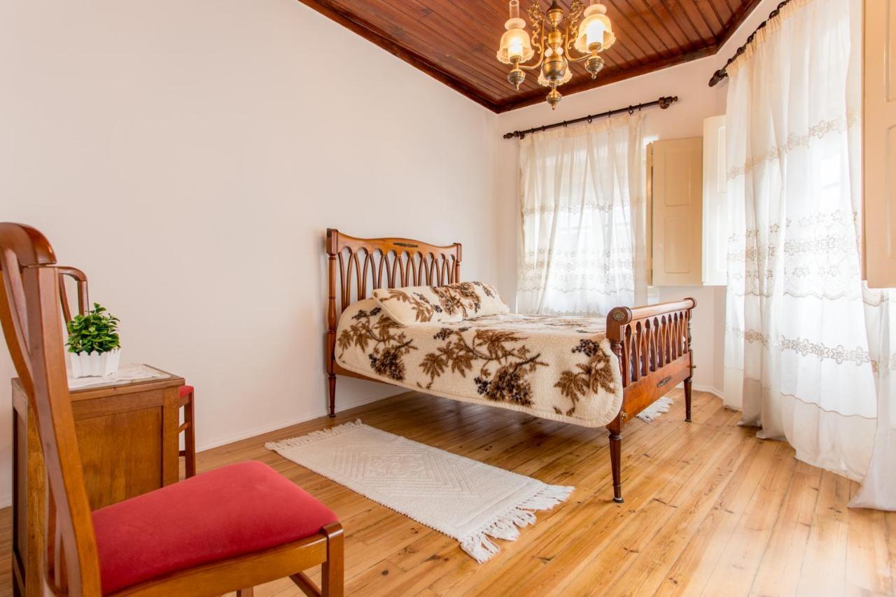 Family Home- Lisboa Віла-Франка-де-Шіра Екстер'єр фото